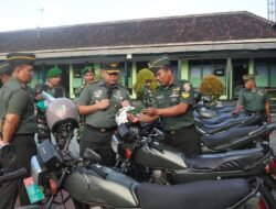 Tegakan Disiplin Anggota, Dandim 1617/Jembrana Letkol Inf M. Adriansyah, S.I.P, M.I.P. Cek Langsung Kesiapan Kendaraan Dinas Jajaran Kodim