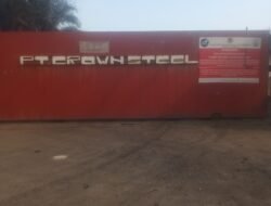 Segel KLHK Tidak Digubris, PT CROWN STEEL di Serang Diduga Masih Beroperasi