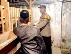Polisi Lumajang Patroli Rutin Cegah Pencurian Ternak di Tiga Desa di Lumajang