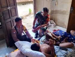 Wujud Kepedulian Kepada Warga Binaan, Babinsa Besuk Warga Yang Sakit