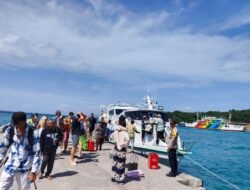 Bersinergi Lakukan Pengamanan Wisatawan di Dermaga Fast Boat Padangbai