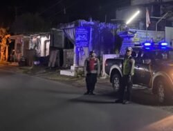 Polsek Sidemen Pantau Situasi Pertokoan Dan Pemukiman Penduduk Cegah Gangguan Keamanan.