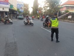 Personil Sat Binmas Laksanakan Gatur Pagi di Jln Sudirman