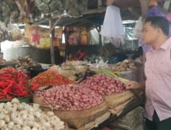 Sat Intelkam Polres Karangasem Monitoring Harga Sembako di Pasar Timur Amlapura