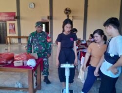 Peduli Kesehatan Generasi Muda, Babinsa Delod Berawah Aktif Bantu Kegiatan Posyandu Remaja