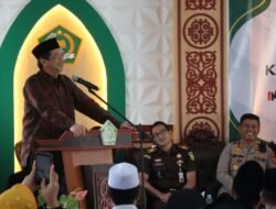 Kapolres Aceh Tengah Hadiri Penyerahan Sertifikat Kota Wakaf Dan Pembinaan Aparatur Sipil Negara Eselon III Dan IV Di Lingkungan Kementrian Agama Di Kantor PLHUT Setempat