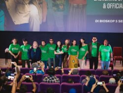 Poster dan Trailer Resmi ‘Seni Memahami Kekasih’ Rilis: Kisah Cinta Sederhana yang Menggelitik