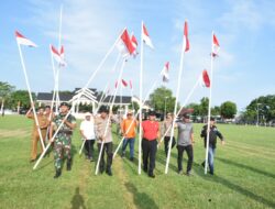 Jelang Hut RI Ke – 79, Polres Bireuen Bersama TNI Dan Pemda Gelar Gotong Royong Serta Pasang 1000 Bendera Merah Putih