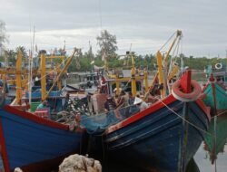 Menyambut Hari Kemerdekaan Nelayan Lhokseumawe Tak Melaut