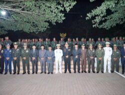 Kodim 0103/Aceh Utara Gelar Apel Kehormatan Dan Renungan Suci Di Taman Makam Pahlawan.