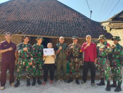 YONIF 741/GN KIPAM II POS Fohululik, Peduli Kepada Warga Kurang Mampu dan Lansia dalam Rangka Memperingati Hari Kemerdekaan Republik Indonesia ke 79