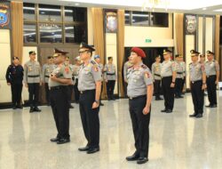 Kapolri Naikkan Pangkat 12 Pati Polri, Kapolda Papua Mathius Fakhiri Jadi Komjen