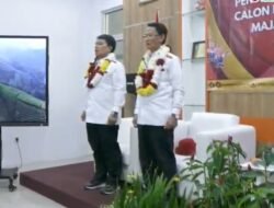 Hari Ini Bakal Pasangan Calon Pertama yang mendaftar adalah Karna Sobahi dan Koko Suyoko (KK)