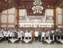 Pangdam V Brawijaya Mayjen TNI Rafael Granada BaayDampingi Kunker Wamentan