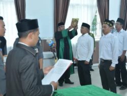 30 Anggota Panwaslihcam Se-Kabupaten Bener Meriah Di Lantik