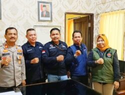 Kunjungan Silaturahmi Tim Media, Ke Polsek Rambutan di Sambut Baik Kapolsek AKP Mudjiono di Ruang Kerja