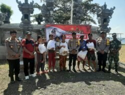 Kasat Binmas Dampingi Kapolres Karangasem Giat Jum’at Curhat Bersama Kelompok Nelayan Desa Antiga Kelog Kecamatan Manggis Karangasem