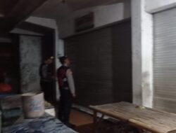 Antisipasi Gangguan Kamtibmas di Malam Hari, Personil Samapta Polres Bangli Lakukan Patroli Malam di Areal Pertokoan Pasar Kidul Bangli