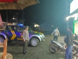 Cegah Gangguan Kamtibmas Polsek Selat, Laksanakan Blue Light Patroli Guna Terciptanya Situasi Aman & Kondusif