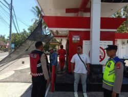 Personil Sat Intelkam Polres Karangasem, Monitoring Stok BBM di Beberapa SPBU di Kabupaten Karangasem