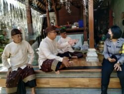 Tingkatkan Silahturahmi Bhabinkamtibmas, Sambangi Tomas dan Todat