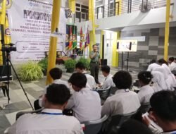 Danramil Benowo Berikan Wawasan Kebangsaan Mahasiswa Universitas Wijaya Putra