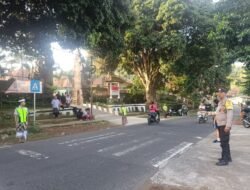 Beri Pelayanan Masyarakat di Pagi Hari, Personil Polsek Bangli Laksanakan Pengaturan