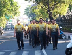 Jaga Kebugaran, Kapolres Buleleng Ajak Personil Olahraga Bersama