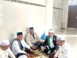 Cek Baka Wakili Mualem-Dek Fad Hadiri Peringatan Maulidirrasul di Dayah Ulee Titi