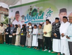 Panitia Maulid Mesjid Agung Sulthan Jeumpa santuni 120 orang anak yatim dan kenduri sebanyak 7 ekor lembu