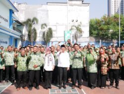 Plt. Bupati Sidoarjo, Subandi Pimpin Apel Pagi di Perumda Delta Tirta