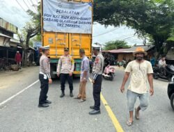 Truk Pengangkut Peralatan PON XXI Terlibat Kecelakaan di Aceh Timur