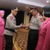 Kapolda Sumsel Irjen Pol Andi Rian R Djajadi SIK.MH Pimpin Upacara Kenaikan Pangkat Sebagai Penghargaan Negara