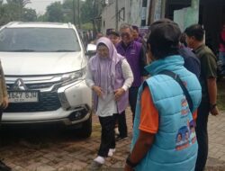 Intan Nurul Hikmah Tinjau Longsor Pagedangan