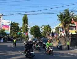 Personil Sat Binmas, Laksanakan Strong Point Pagi Antisipasi Arus Lalin