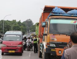 Tim Gabungan Dirikan 8 Pos Pantau, Awasi Jam Operasional Truk Tanah di Tangerang