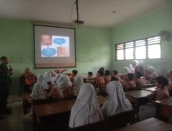 Babinsa Kelurahan Pegirian Sosialisasikan Bahaya Narkoba kepada Siswa SD