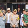 Kapolda Sumsel Dan Rombongan Meninjau Langsung ke Tempat Pemungutan Suara di Kec.Sekayu Muba