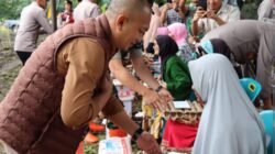 Jumat Berkah, 20 Warga Kampung Mulie Jadi Sumringah Terima Paket Sembako Polres Aceh Tengah