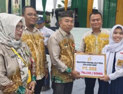 Penyemangat dan Motivasi di Bidang Pendidikan yang Berkelanjutan, PT BRE Berikan Beasiswa Bagi 241 Siswa – siswi