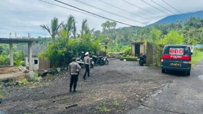 Patroli Rutin Polsek Selat, Ciptakan Kondisi Aman di Wilayah Hukumnya