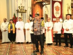 Misa Malam Natal Menkopolkam-Kapolri, Sambangi Gereja Katedral Jakarta