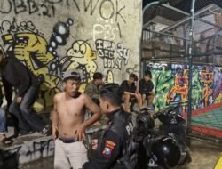 13 Remaja Remaja Terkait Tawuran Dan BB Sajam Diamankan Team JOGOBOYO