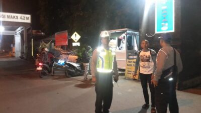 Polsek Padangbai Lakukan Giat Blue Light Patrol, dalam Rangka KRYD Menjaga Kamtibmas di Wilayahnya Tetap Kondusif