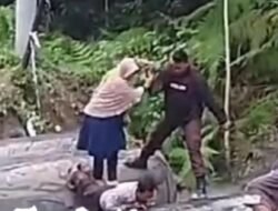 Contoh Polisi yang Siap Melayani dan Melindungi Warga, Bripka Syahid Rela Badannya Dijadikan Jembatan