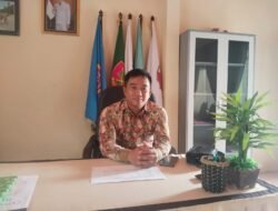 Kades Sambilawang : Aipda Maryudi itu Pak Bhabinkamtibmas Yang Disiplin Waktu dan Akrab Sama Warga