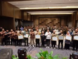 Plt. Bupati Sidoarjo Apresiasi Kinerja PPK Berhasil Sukseskan Penyelenggaraan Pilkada di Sidoarjo