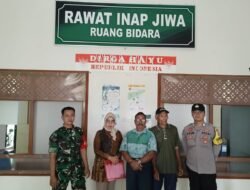 Polsek Warujayeng Bantu ODGJ Jalani Pengobatan di RSU Caruban