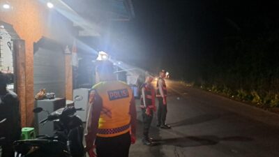 Polsek Selat Laksanakan Blue Light Patrol, Tingkatkan Keamanan Wilayahnya