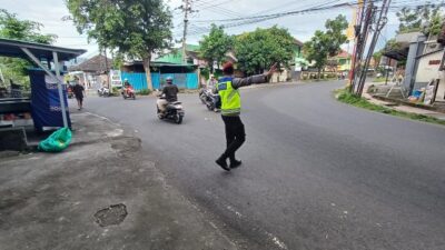 Rutinitas Sat Reskrim Atur Lalu Lintas, Jamin Keselamatan dan Kelancaran Pengguna Jalan Raya